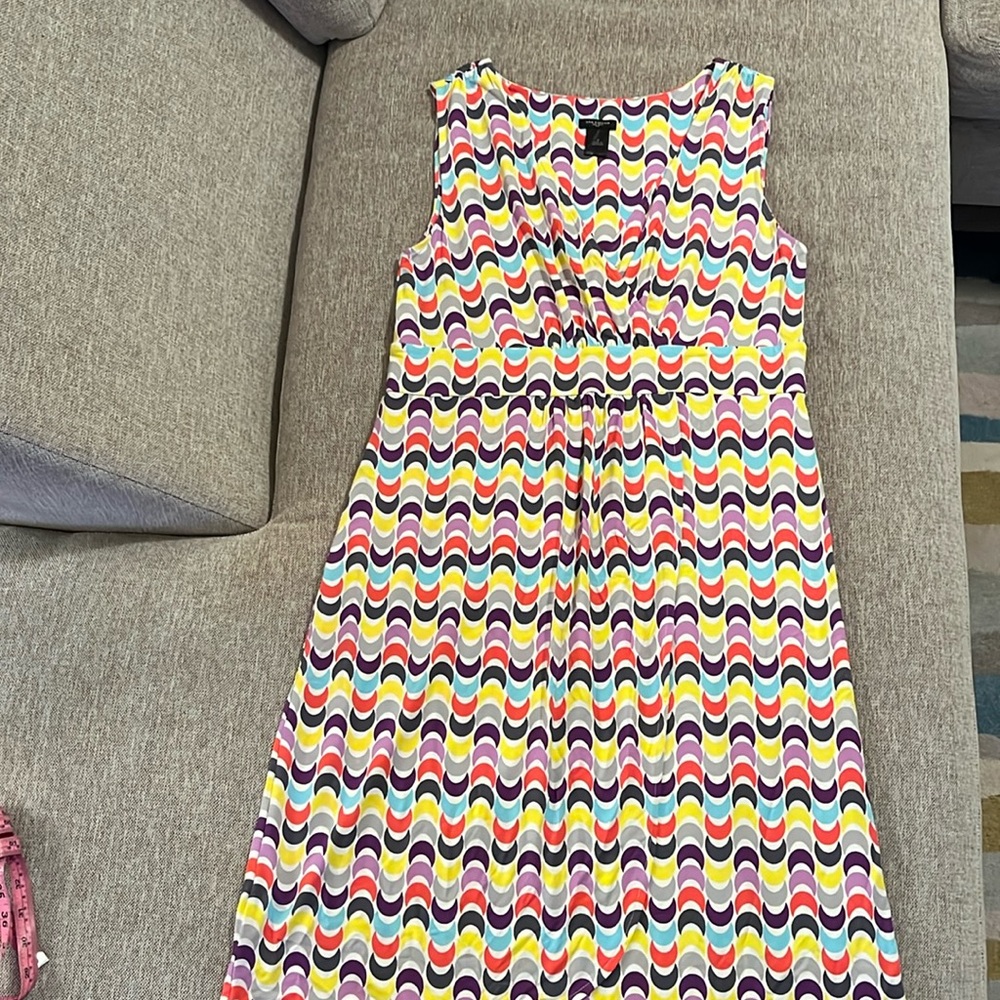 Cute pattern Anne Taylor faux-wrap tank dress. Medium.